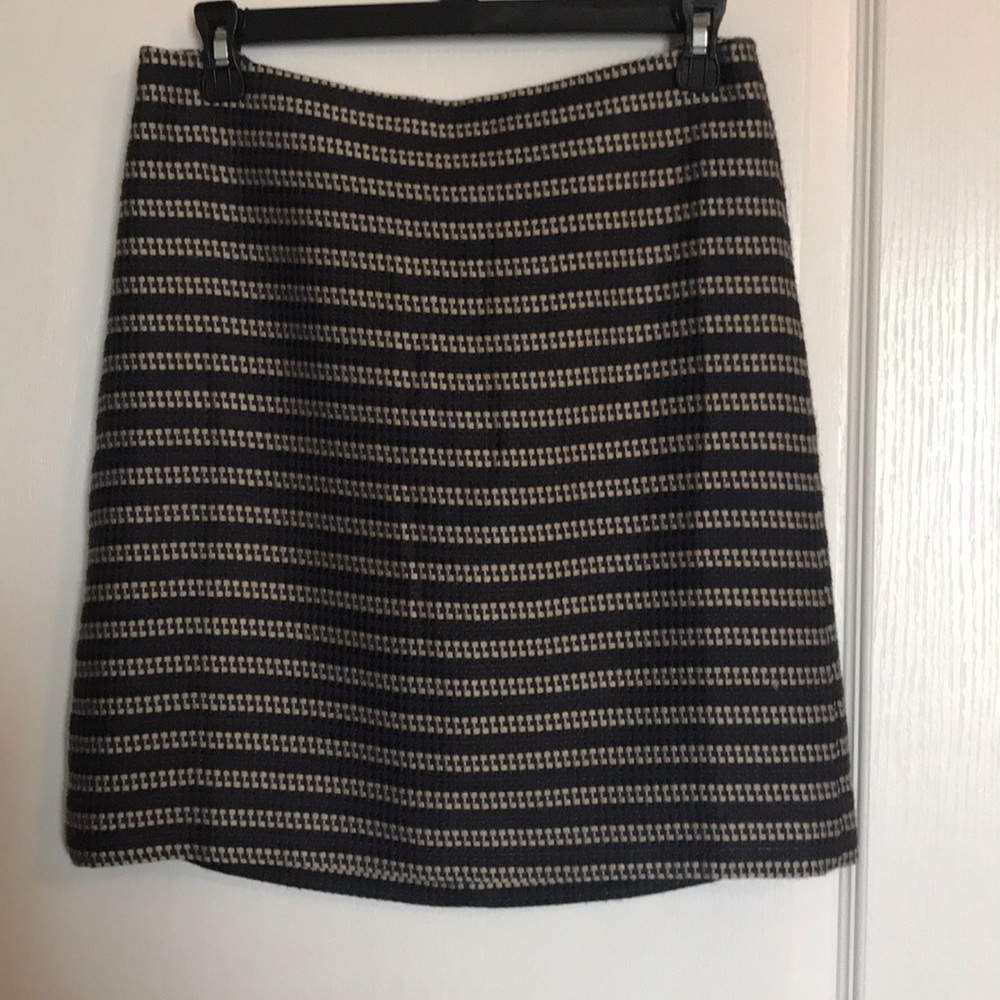 Loft skirt